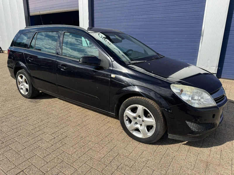 Opel Astra **1700CDTI-AIRCO-EURO 4** - Station wagon: picture 1 Opel Astra **1700CDTI-AIRCO-EURO 4** - Station wagon: picture 1