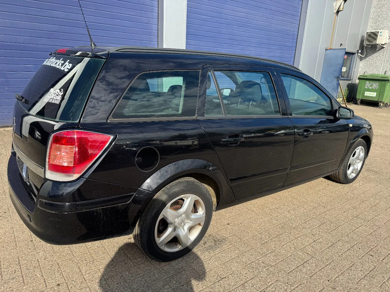 Opel Astra **1700CDTI-AIRCO-EURO 4** - Station wagon: picture 3 Opel Astra **1700CDTI-AIRCO-EURO 4** - Station wagon: picture 3