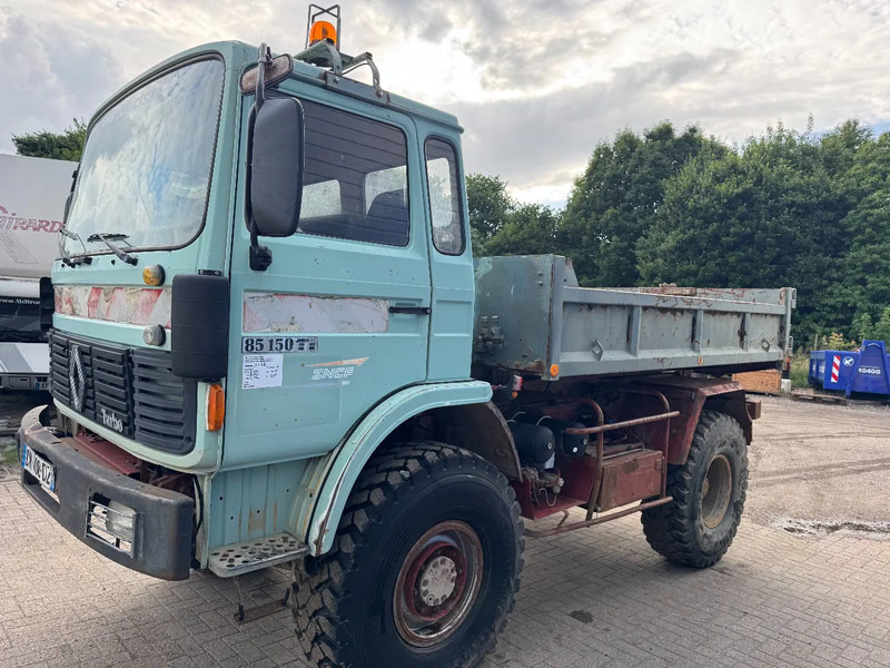 Renault Midliner **85-150 4X4-DUMPTRUCK-BENNE** - Tipper: picture 5 Renault Midliner **85-150 4X4-DUMPTRUCK-BENNE** - Tipper: picture 5
