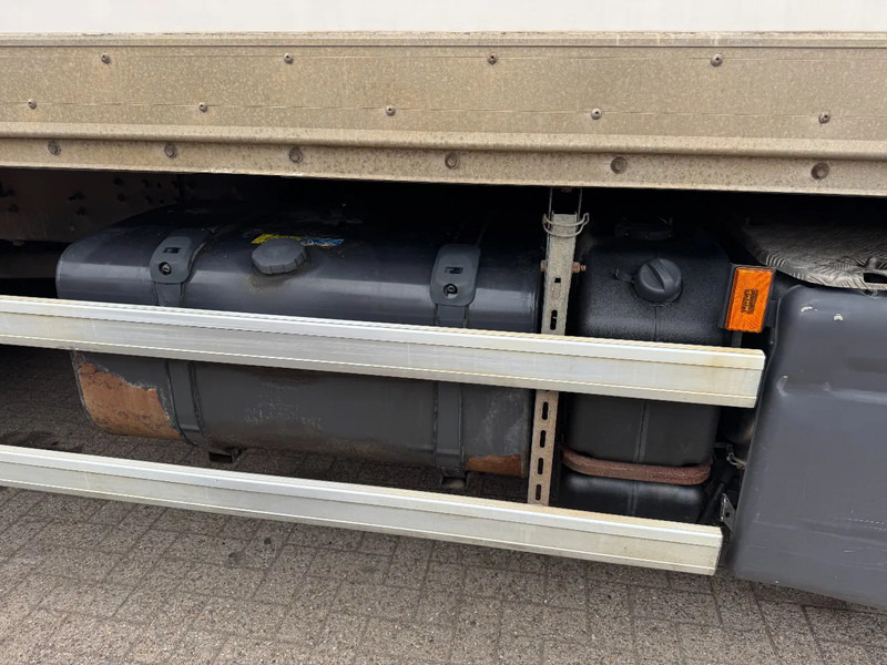 Scania P320 **6X2-STEERING AXXLE** - Box truck: picture 4 Scania P320 **6X2-STEERING AXXLE** - Box truck: picture 4