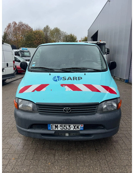Toyota HiAce **DIESEL-FRENCH VAN** - Small van: picture 2 Toyota HiAce **DIESEL-FRENCH VAN** - Small van: picture 2