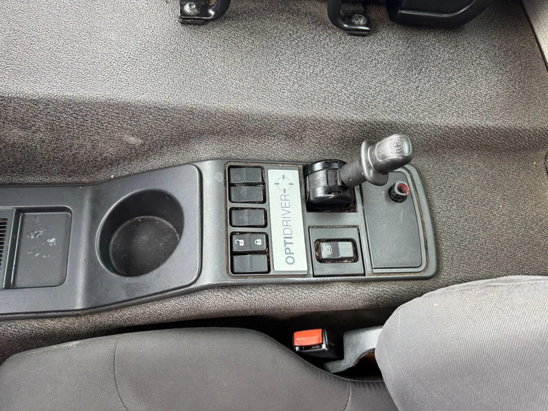 Tractor unit Renault Premium 380 **EURO 4-BELGIAN TRUCK**: picture 12