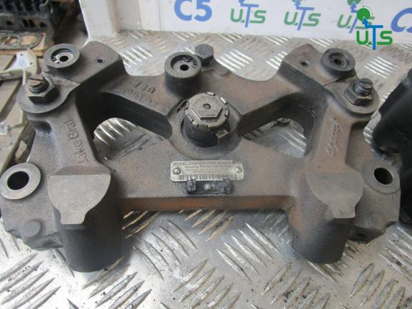 CAT C10 C12 FULL SET JAKE BRAKE + SPACES TYPE 310A - Engine and parts for Truck: picture 4 CAT C10 C12 FULL SET JAKE BRAKE + SPACES TYPE 310A - Engine and parts for Truck: picture 4