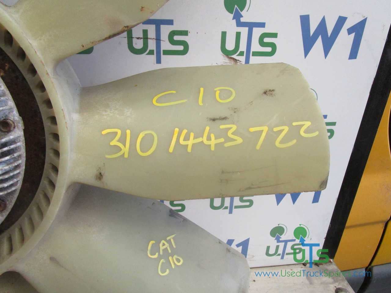 CAT C10 / C12 VISCUSS FAN + HUB P/NO 3101443722 - Engine and parts for Truck: picture 2 CAT C10 / C12 VISCUSS FAN + HUB P/NO 3101443722 - Engine and parts for Truck: picture 2