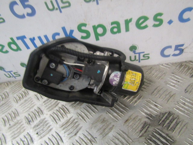 DAF LF 220 WIPER MOTOR ‘VALEO’ P/NO 53558202 - Cab and interior for Truck: picture 2 DAF LF 220 WIPER MOTOR ‘VALEO’ P/NO 53558202 - Cab and interior for Truck: picture 2
