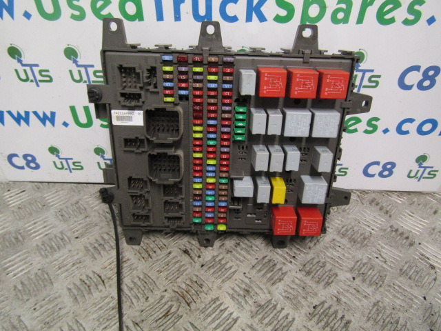 Electrical system for Truck RENAULT MIDLUM DXI FUSE BOARD P/NO 7421169993-01: picture 1