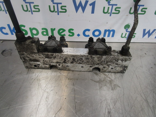 SCANIA 124 420 DC1203 INJECTOR RAIL 1440233/1511693 - Engine and parts for Truck: picture 3 SCANIA 124 420 DC1203 INJECTOR RAIL 1440233/1511693 - Engine and parts for Truck: picture 3