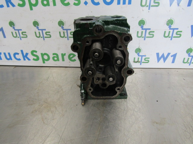 SCANIA 144/164 V8 CYLINDER HEAD - Engine and parts for Truck: picture 4 SCANIA 144/164 V8 CYLINDER HEAD - Engine and parts for Truck: picture 4