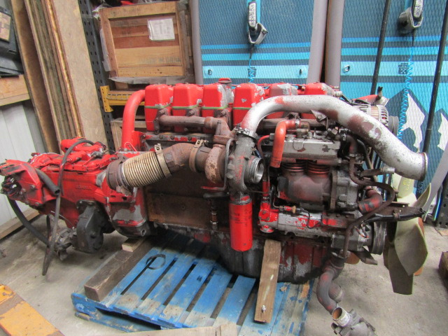SCANIA P94 260 ENGINE & GEARBOX TYPE DSC9-12 COMPLETE WITH MANUAL PUMP - Gearbox for Truck: picture 1 SCANIA P94 260 ENGINE & GEARBOX TYPE DSC9-12 COMPLETE WITH MANUAL PUMP - Gearbox for Truck: picture 1