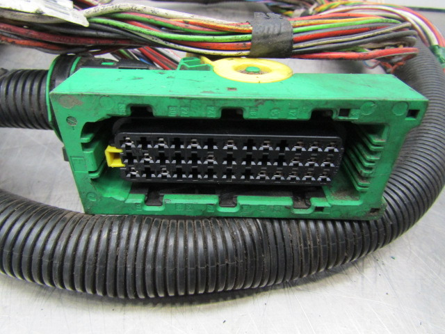 VOLVO FH13A ECU / FUSEBOARD HARNESS P/NO 20969699 / 02 - ECU for Truck: picture 2 VOLVO FH13A ECU / FUSEBOARD HARNESS P/NO 20969699 / 02 - ECU for Truck: picture 2