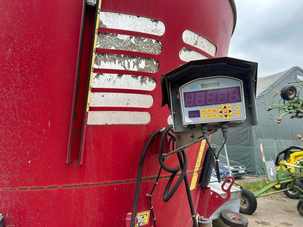 BVL V-MIX PLUS 13-1S - Forage mixer wagon: picture 3 BVL V-MIX PLUS 13-1S - Forage mixer wagon: picture 3