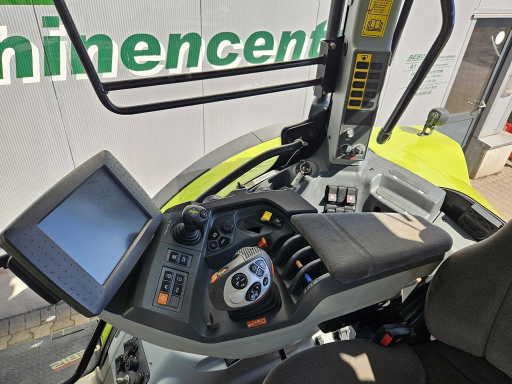 Farm tractor CLAAS Arion 650 Hexashift: picture 19