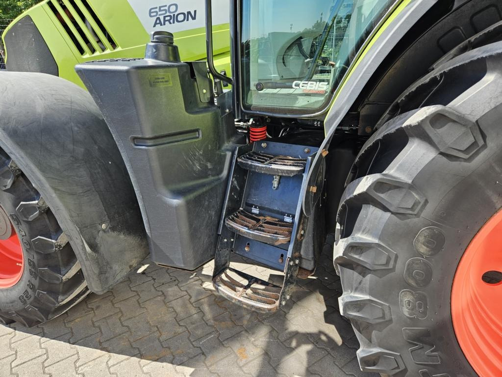 Farm tractor CLAAS Arion 650 Hexashift: picture 12