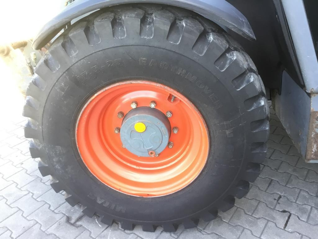 Loader CLAAS SCORPION 7044 VARIPOWER: picture 11
