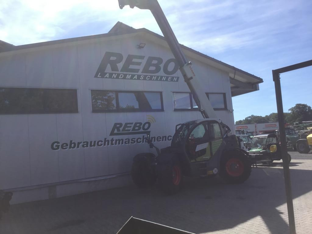 Loader CLAAS SCORPION 7044 VARIPOWER: picture 22