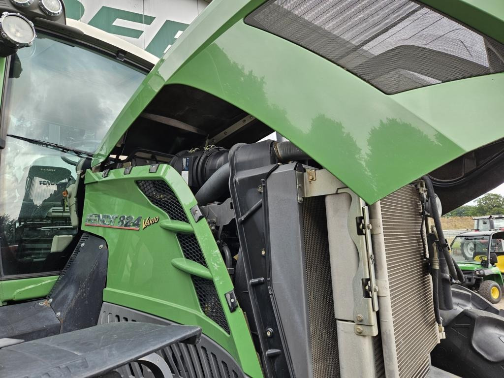 Fendt 824 Vario ProfiPlus - Farm tractor: picture 2 Fendt 824 Vario ProfiPlus - Farm tractor: picture 2
