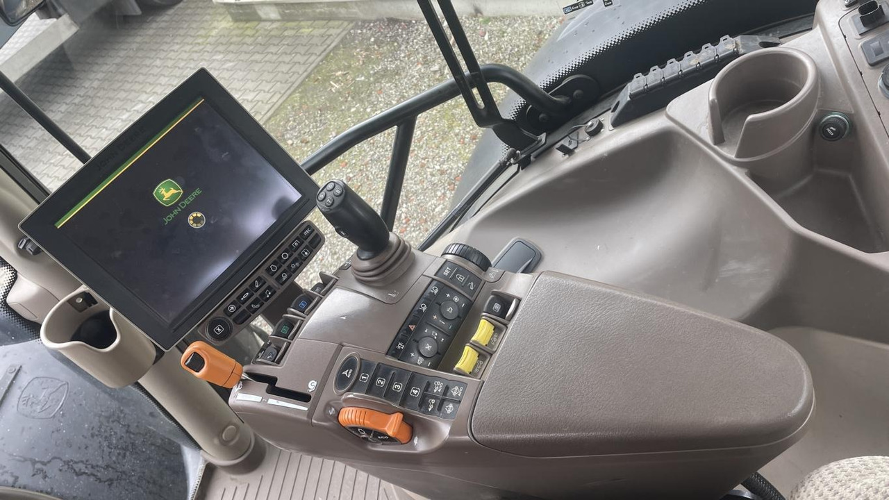 Farm tractor John Deere 6195R: picture 7 Farm tractor John Deere 6195R: picture 7