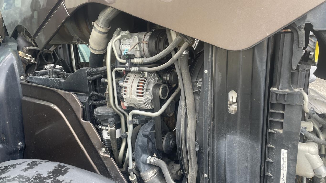 Farm tractor John Deere 6195R: picture 21 Farm tractor John Deere 6195R: picture 21