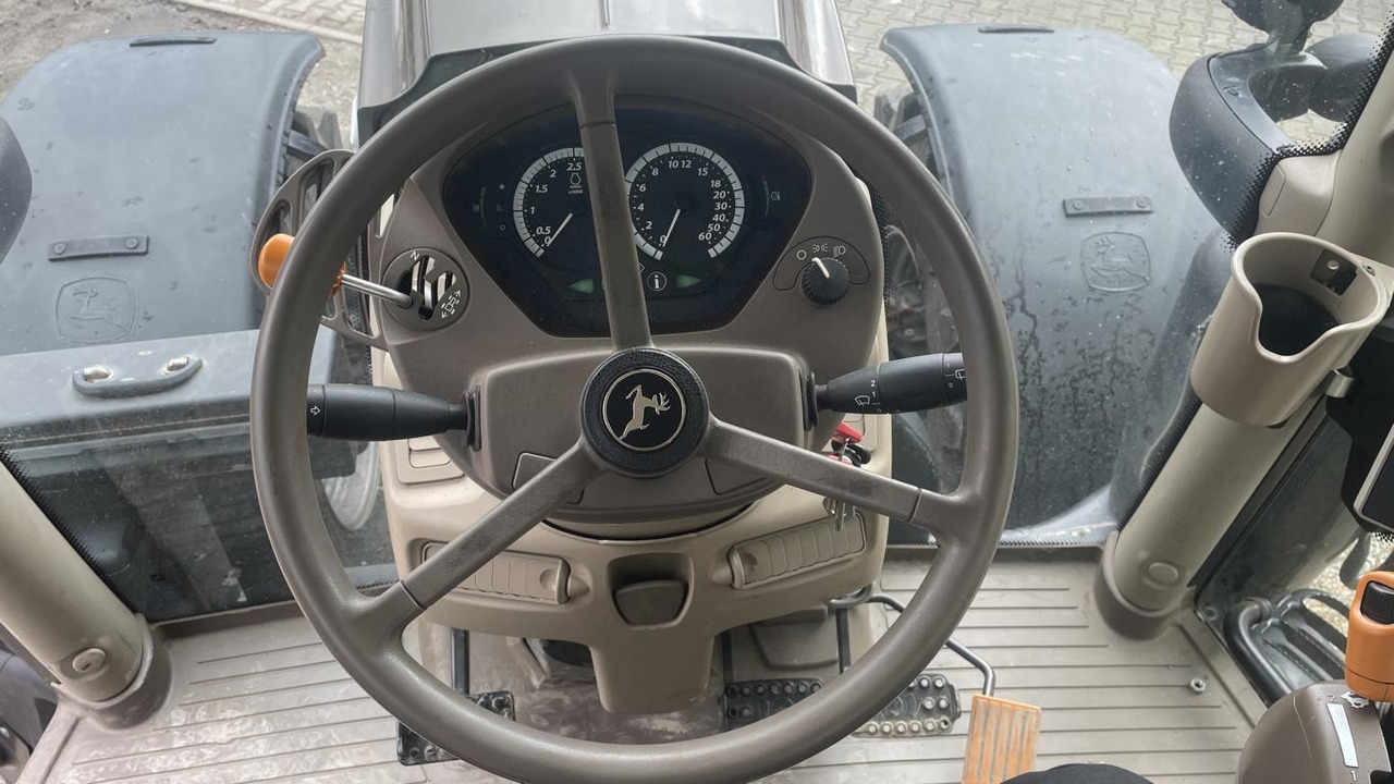 Farm tractor John Deere 6195R: picture 10 Farm tractor John Deere 6195R: picture 10