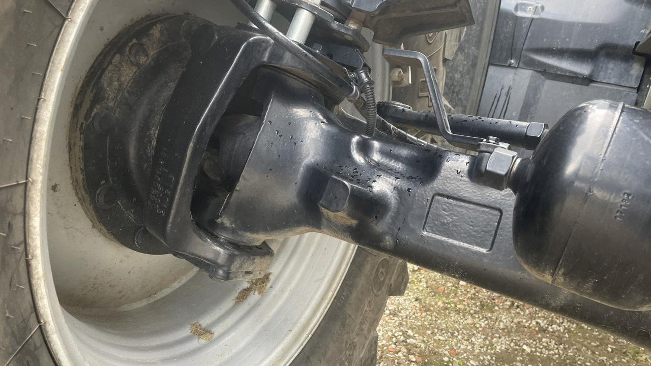 Farm tractor John Deere 6195R: picture 32 Farm tractor John Deere 6195R: picture 32