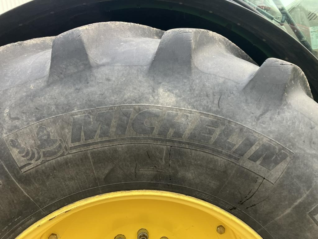 John Deere 6250R - Farm tractor: picture 4 John Deere 6250R - Farm tractor: picture 4