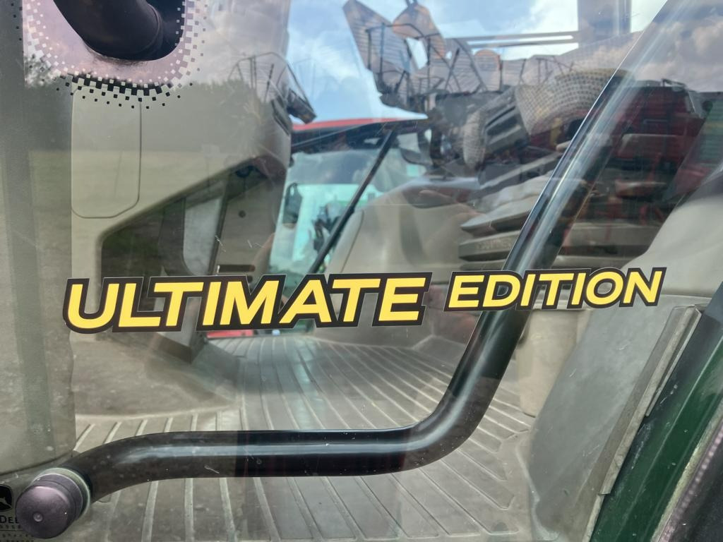 John Deere 6250R - Farm tractor: picture 2 John Deere 6250R - Farm tractor: picture 2