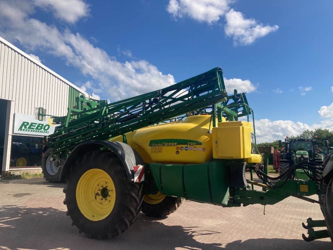 John Deere 732 - Sprayer: picture 4 John Deere 732 - Sprayer: picture 4