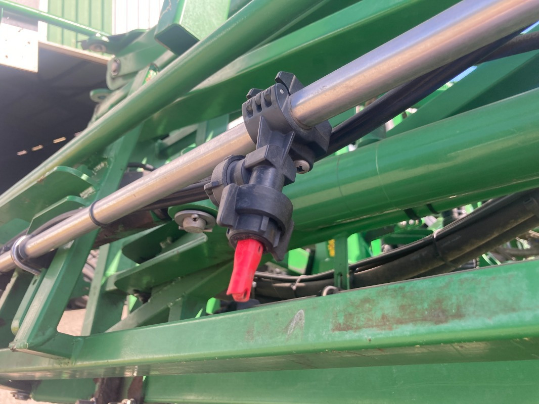 John Deere 732 - Sprayer: picture 5 John Deere 732 - Sprayer: picture 5
