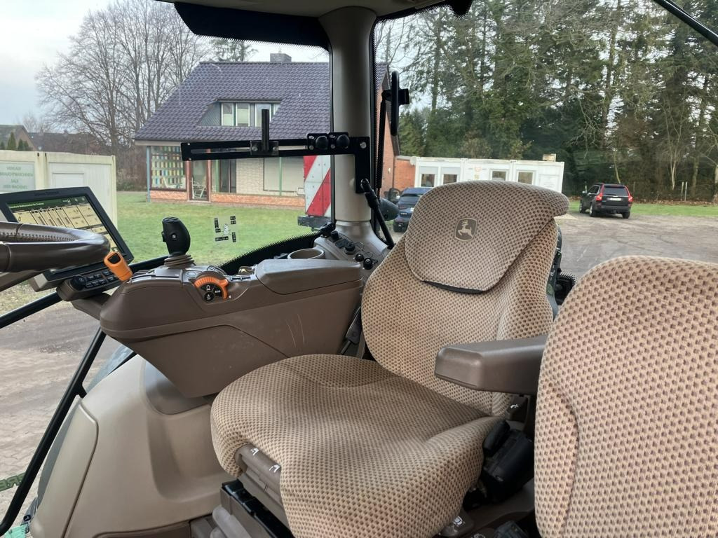 Farm tractor John Deere TRAKTOR 6175R: picture 15