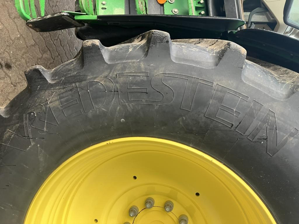 Farm tractor John Deere TRAKTOR 6175R: picture 6