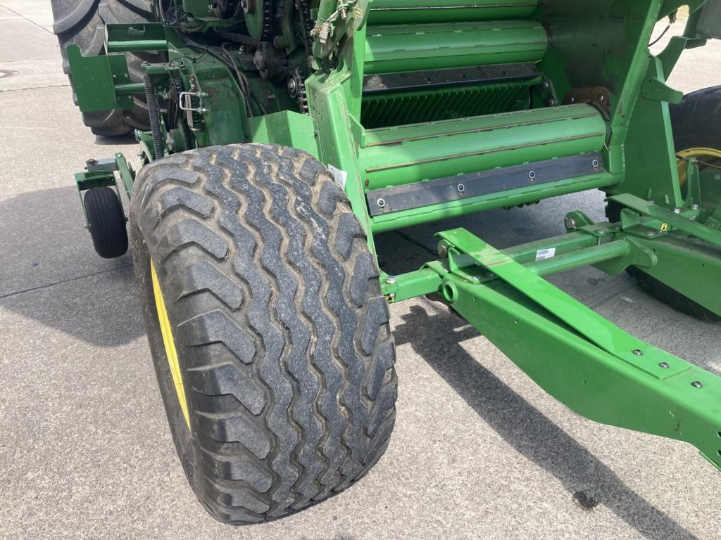 John Deere V461M - Bale wrapper: picture 5 John Deere V461M - Bale wrapper: picture 5
