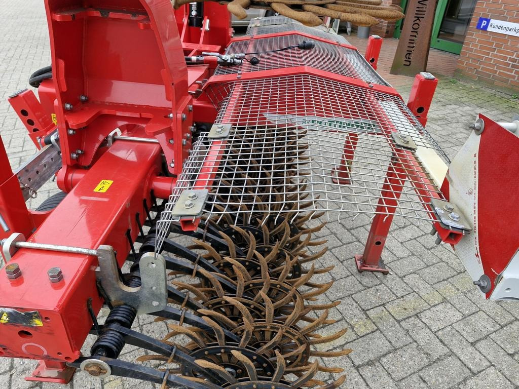 Pöttinger ROTOCARE V 6600 - Soil tillage equipment: picture 3 Pöttinger ROTOCARE V 6600 - Soil tillage equipment: picture 3