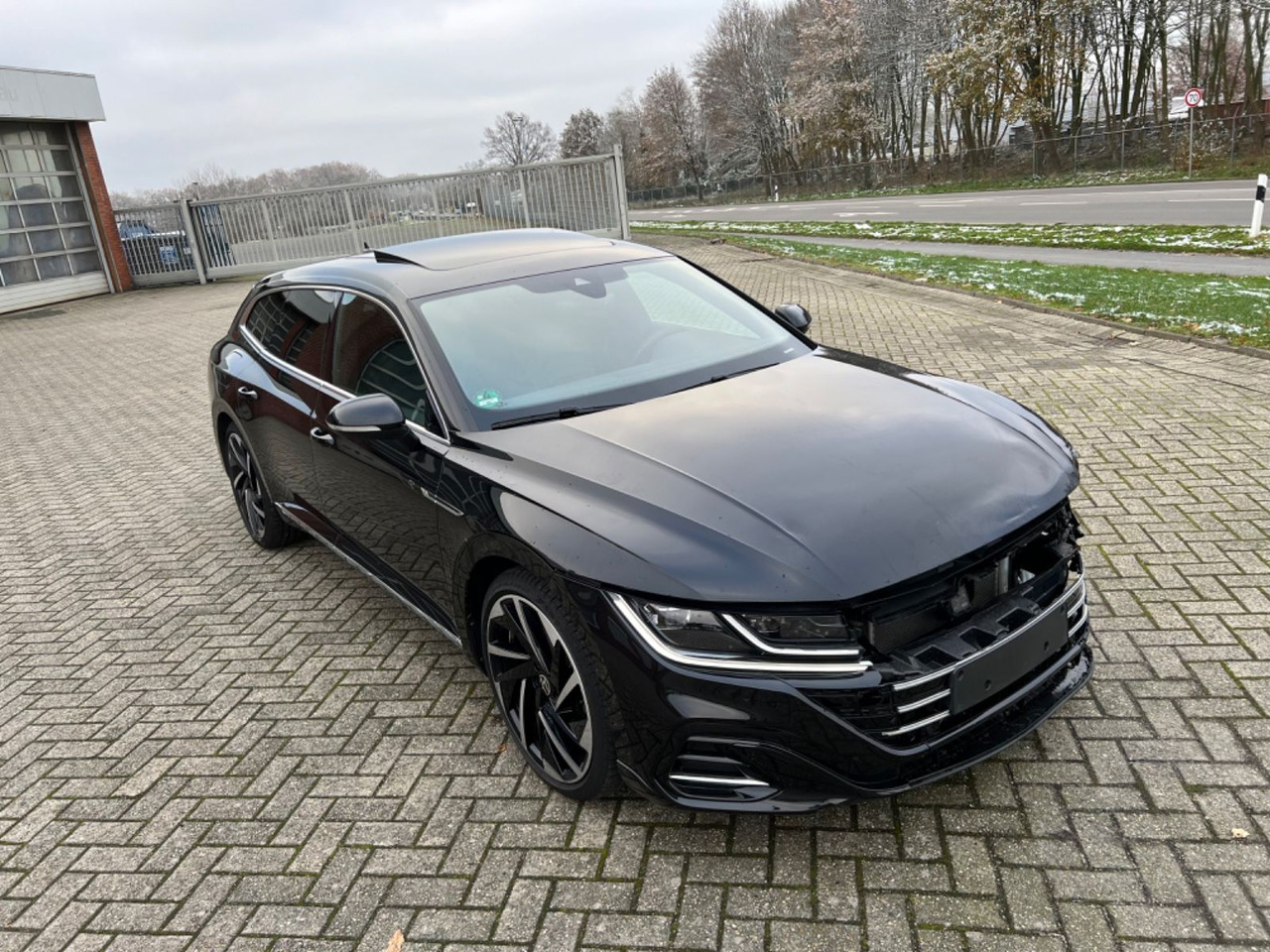 Volkswagen Arteon Shooting Brake R-Line 4Motion - Car: picture 3 Volkswagen Arteon Shooting Brake R-Line 4Motion - Car: picture 3