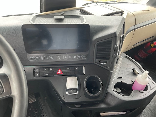 Mercedes-Benz Actros - Tractor unit: picture 5 Mercedes-Benz Actros - Tractor unit: picture 5