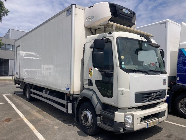 Volvo FL - Refrigerator truck: picture 5 Volvo FL - Refrigerator truck: picture 5