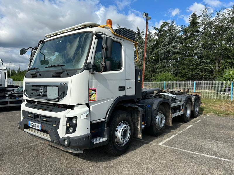 Volvo FM - Hook lift truck: picture 1 Volvo FM - Hook lift truck: picture 1