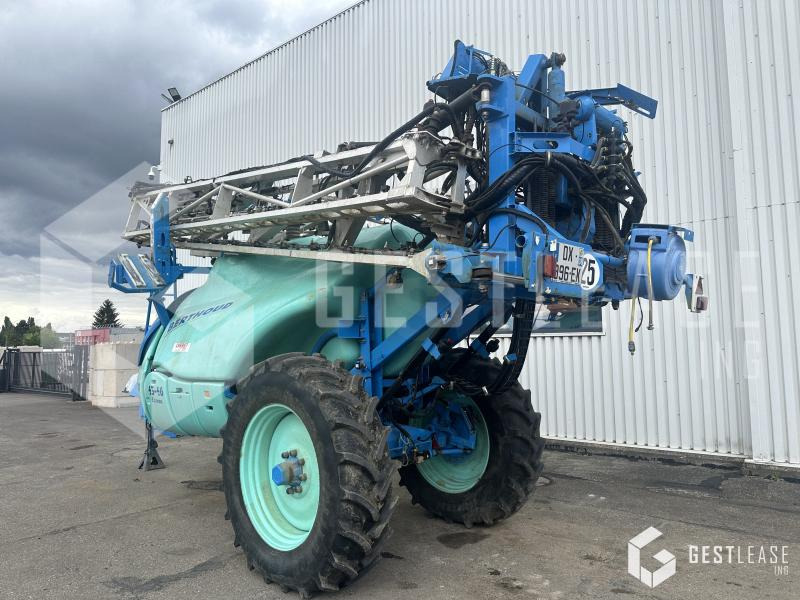 Berthoud TENOR 43.46 - Trailed sprayer: picture 2 Berthoud TENOR 43.46 - Trailed sprayer: picture 2