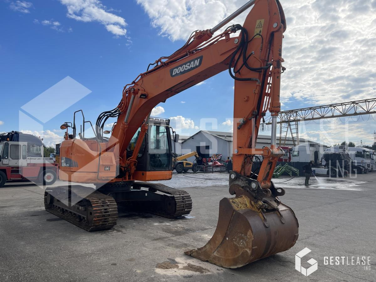 Doosan DX235LC - Crawler excavator: picture 4 Doosan DX235LC - Crawler excavator: picture 4