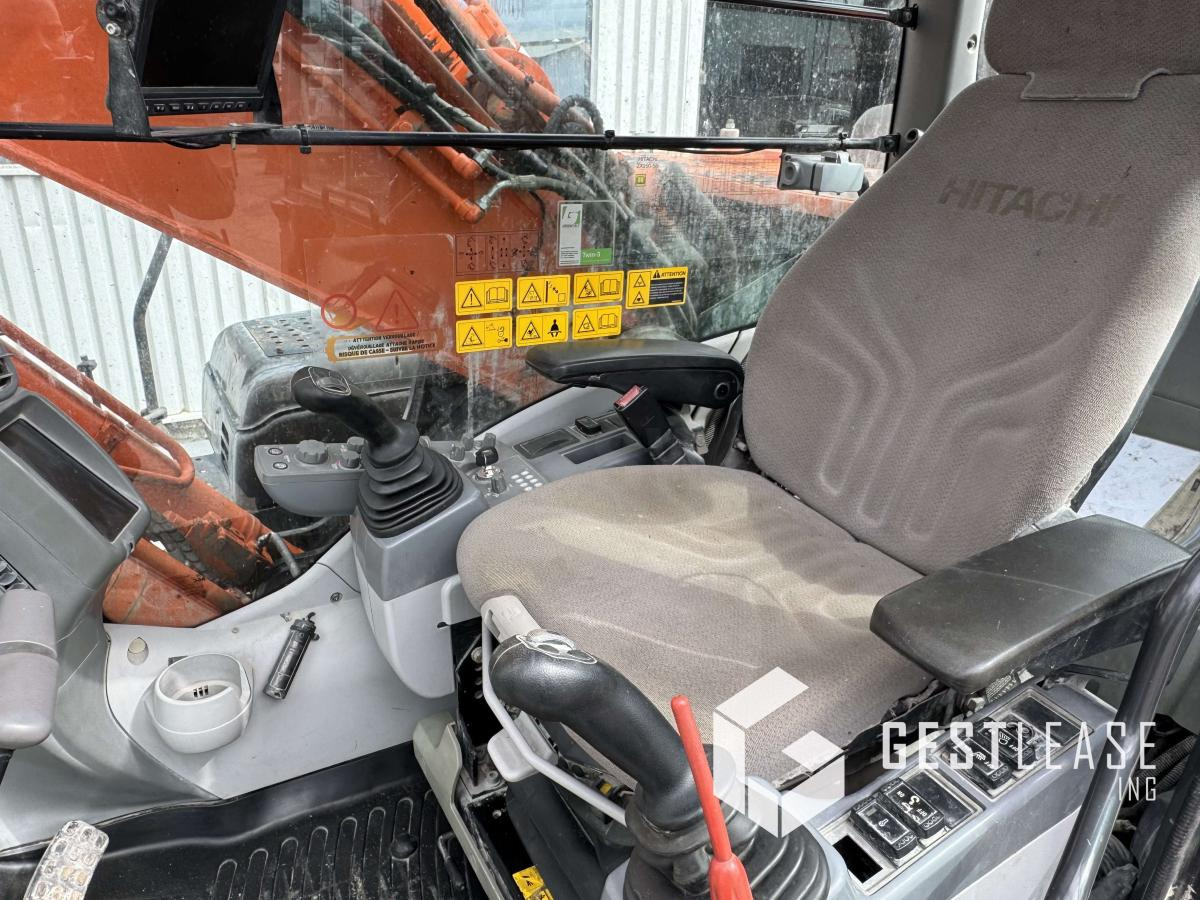 Hitachi ZX250LCN-5B leasing Hitachi ZX250LCN-5B: picture 9