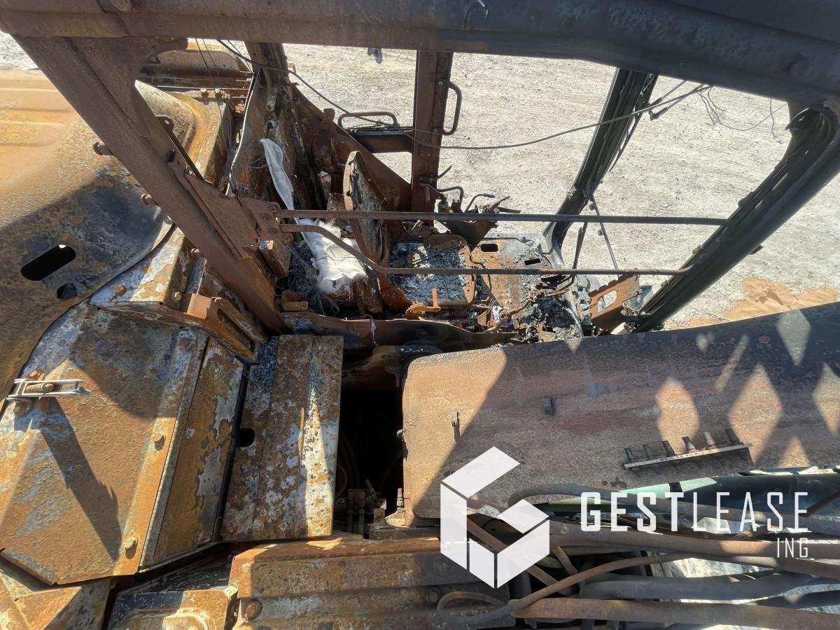 Crawler excavator Kobelco SK140: picture 22