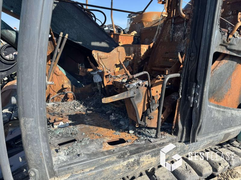 Crawler excavator Kobelco SK140: picture 11