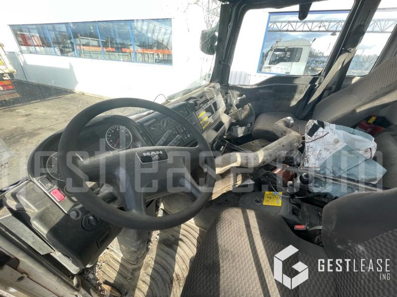Hook lift truck MAN TGA 23.360: picture 11