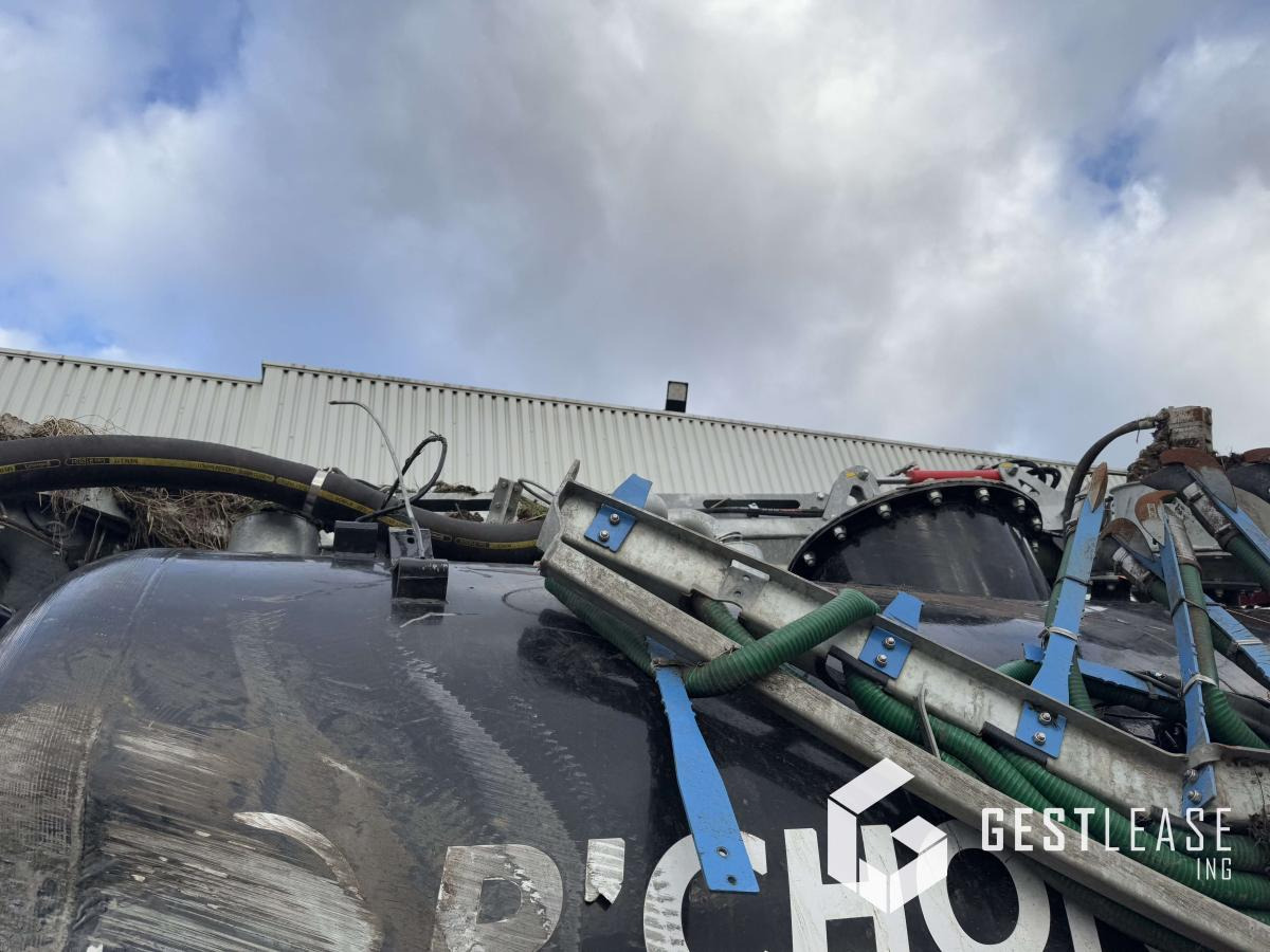 Slurry tanker Pichon SV20R: picture 21