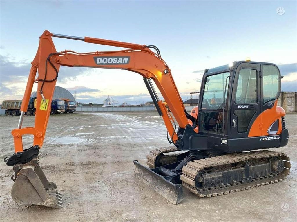 Doosan DX 60 C - Mini excavator: picture 1 Doosan DX 60 C - Mini excavator: picture 1
