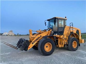 Hyundai HL 955 , hydro forks, coupler - Wheel loader: picture 1 Hyundai HL 955 , hydro forks, coupler - Wheel loader: picture 1