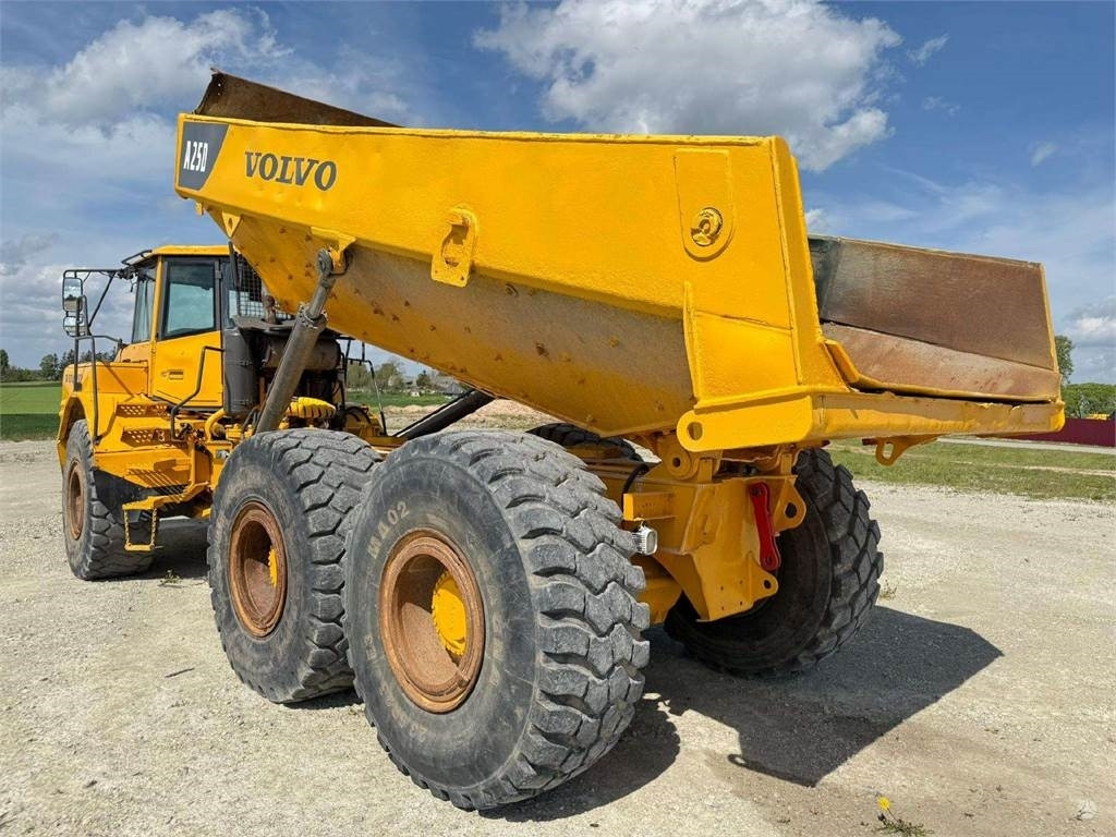 Volvo A25D - Articulated dumper: picture 5 Volvo A25D - Articulated dumper: picture 5