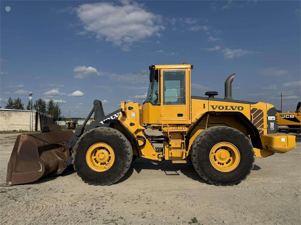 Volvo L 110 E - Wheel loader: picture 2 Volvo L 110 E - Wheel loader: picture 2
