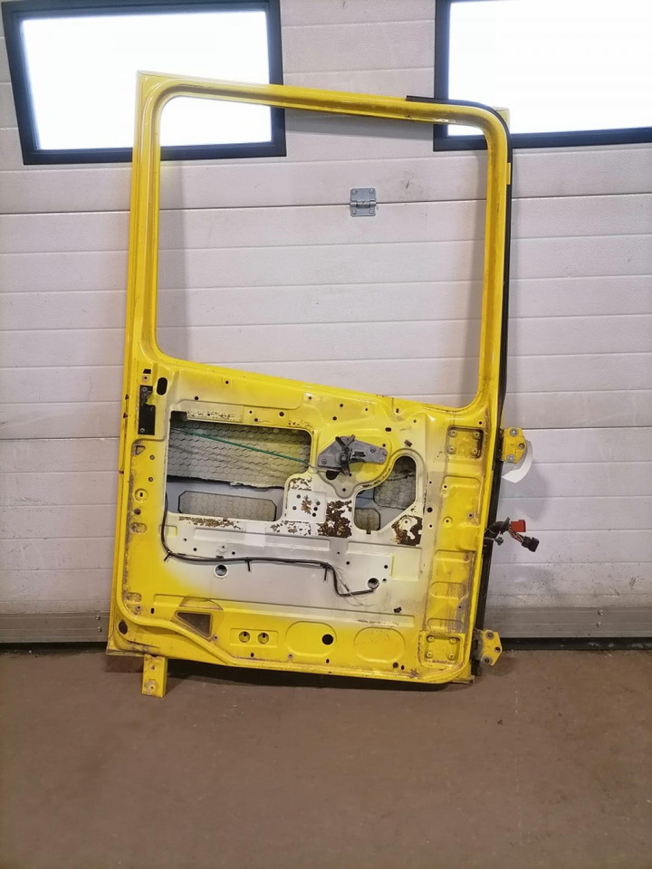 DAF Door 1676218 - Door and parts for Truck: picture 5 DAF Door 1676218 - Door and parts for Truck: picture 5