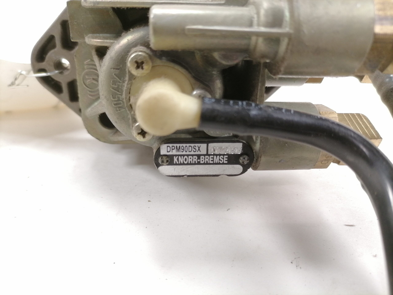 DAF Handbrake control lever 1734006 - Universal part for Truck: picture 2 DAF Handbrake control lever 1734006 - Universal part for Truck: picture 2