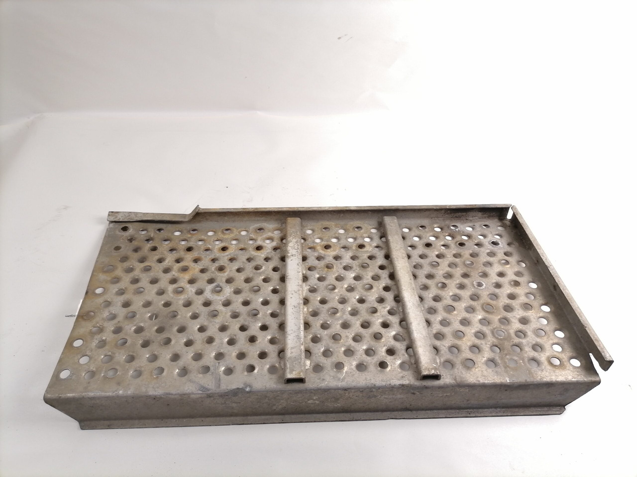 DAF Raami katteplaat 1681704 - Universal part for Truck: picture 2 DAF Raami katteplaat 1681704 - Universal part for Truck: picture 2